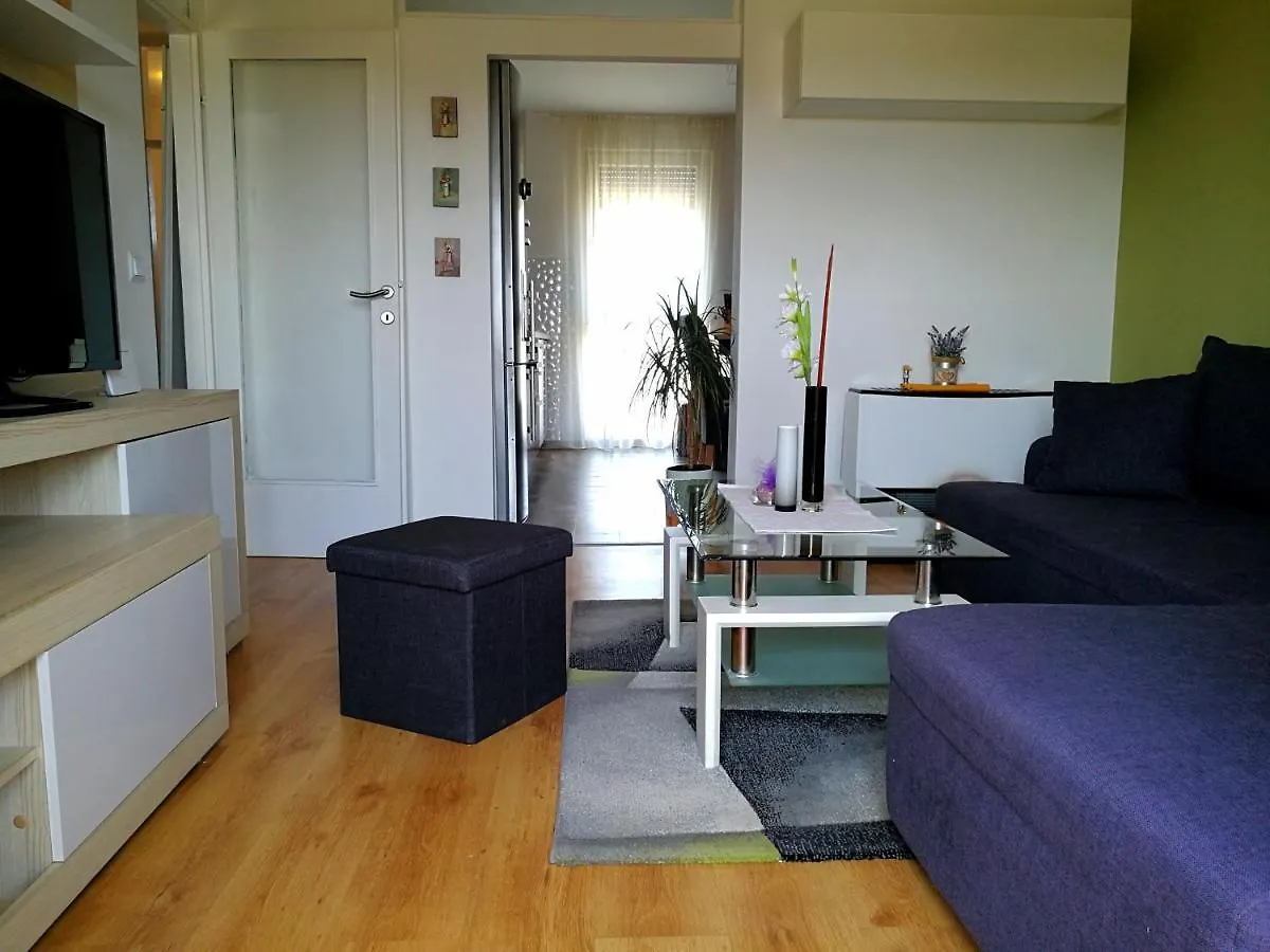 Apartment Harmony Pula 0*,  Croatia